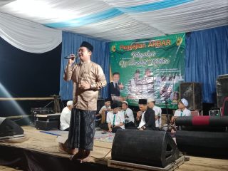 Shalawat Menggema di Lembur Pasir, Desa yang Malam Itu Serasa Bergetar oleh Cinta kepada Rasulullah