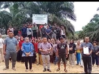 Warga Luat Unte Rudang Gelar Unjuk Rasa, Desak Kapolda Sumut Tindak Tegas Dugaan Kasus TBS