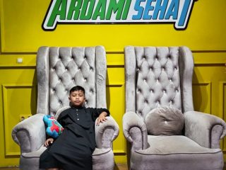 MasyaAllah! Ananda Rayyan Narendra Mutaqi Jalani Khitanan dengan Lancar, Redaksi AnalisaSiberNews.Com Sampaikan Doa Terbaik