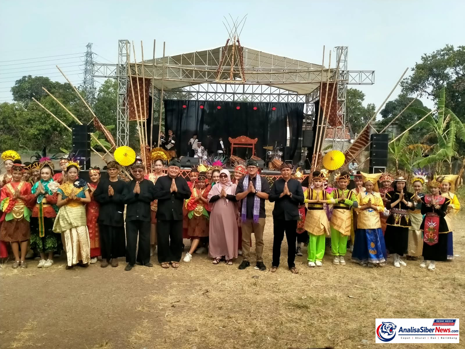 Penampilan seni budaya di Pekan Budaya Rancaekek, Kabupaten Bandung.