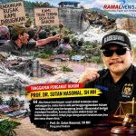 Warga dan aparat hukum menghadap banjir dan kerusakan di Gambus Laut.