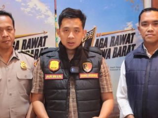 DIDUGA ADA PENYELEWENGAN BANSOS BERAS DI SUKAJATI HAURGEULIS, 100 KARUNG DIAMANKAN POLISI