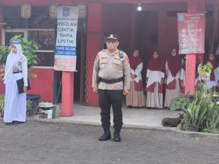 Kapolsek Pasar Kemis Jadi Pembina Upacara di Sekolah Kirana Talenta, Sampaikan Pesan Kamtibmas kepada Pelajar