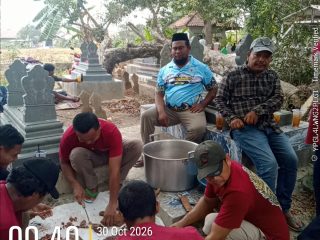 Tradisi  munjungan Buyut Semarang di Rancajawat Berlangsung Khidmat, Dua Ekor Kerbau Disembelih dan Warga Gelar Makan Bersama