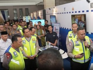 Praktis & Cepat, Korlantas Polri Luncurkan Kios SIM — Mesin Cetak SIM Mandiri